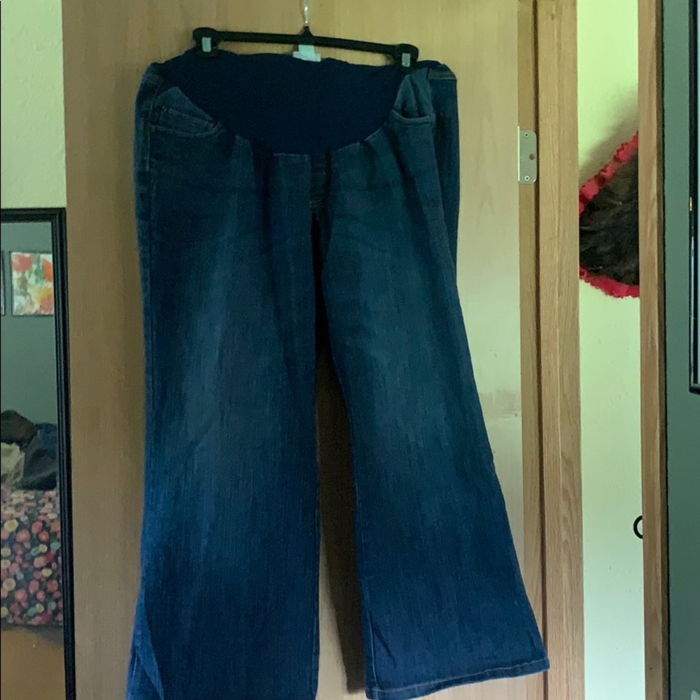 Motherhood Maternity wide leg jeans plus
